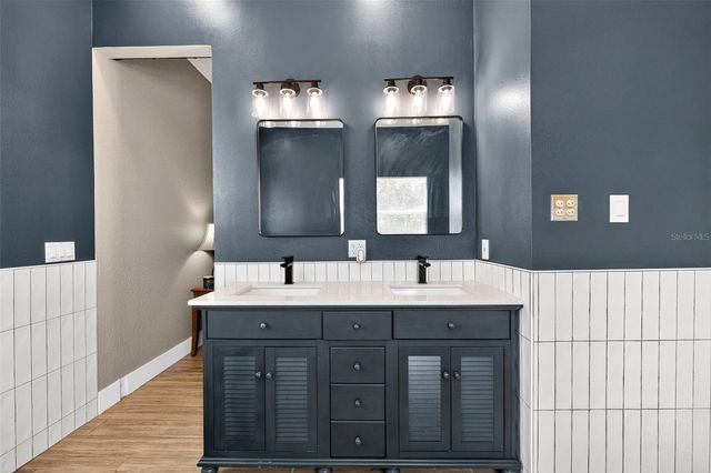 4433 SWEETWATER DRIVE, Tampa, FL 33615