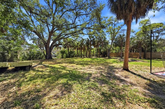 4433 SWEETWATER DRIVE, Tampa, FL 33615