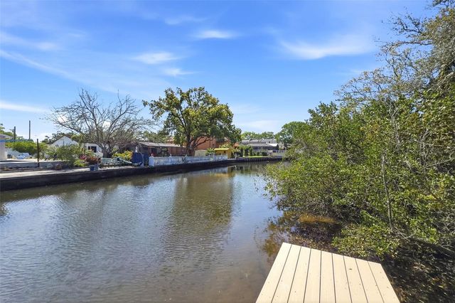 4433 SWEETWATER DRIVE, Tampa, FL 33615