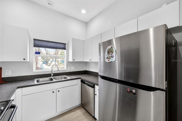 4433 SWEETWATER DRIVE, Tampa, FL 33615