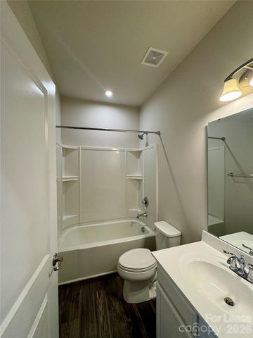1214 Ashbury Street, Charlotte, NC 28216