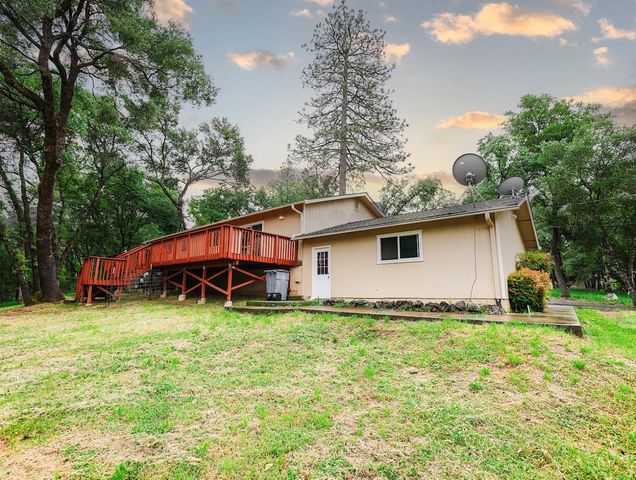 4175 Helen Ln, Auburn, CA 95602