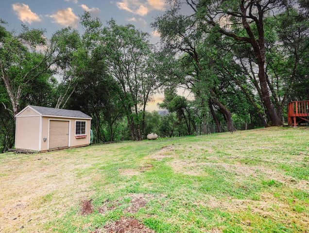 4175 Helen Ln, Auburn, CA 95602