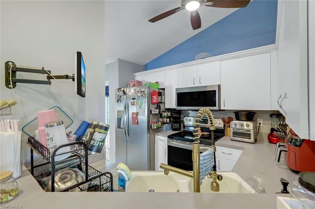 1923 SW 26th TER, Cape Coral, FL 33914