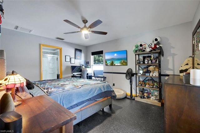1923 SW 26th TER, Cape Coral, FL 33914