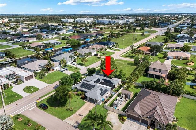 1923 SW 26th TER, Cape Coral, FL 33914