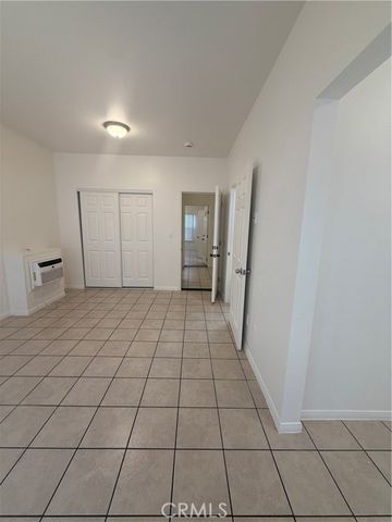 419 W 5th 7, Long Beach, CA 90802