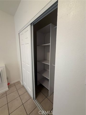 419 W 5th 7, Long Beach, CA 90802