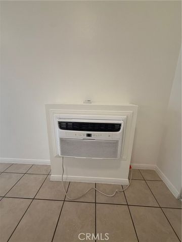 419 W 5th 7, Long Beach, CA 90802