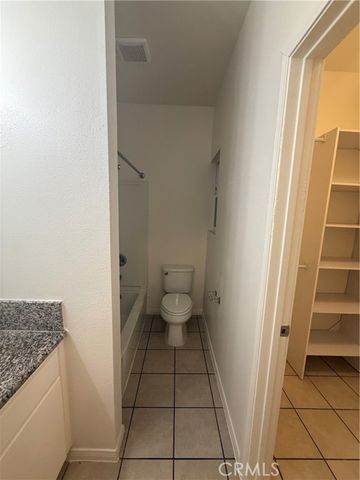 419 W 5th 7, Long Beach, CA 90802