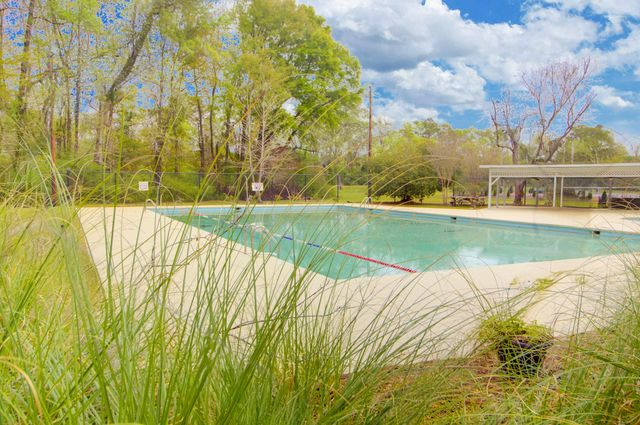 101 Huckleberry Lane, Summerville, SC 29485
