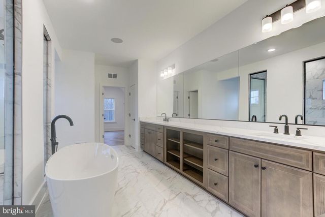 23786 INDIGO BUNTING CT, Aldie, VA 20105