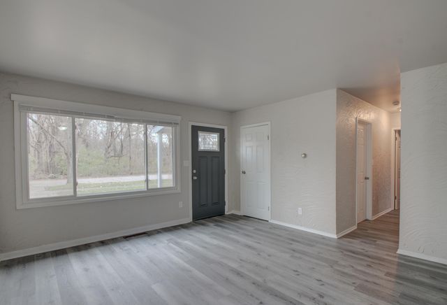940 Mount Street, Gary, IN 46406