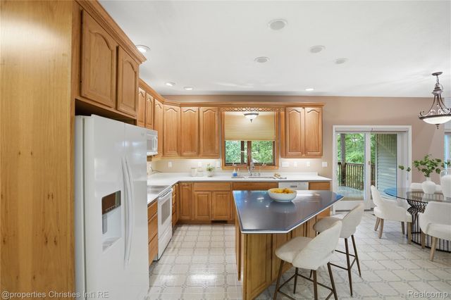 4462 Lily Drive, Oceola Township, MI 48843