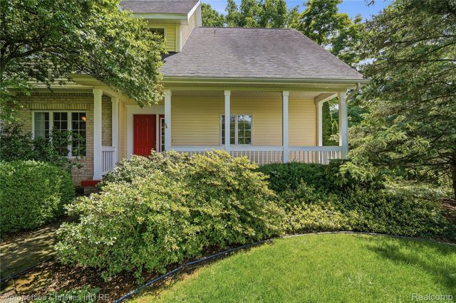 4462 Lily Drive, Oceola Township, MI 48843