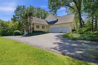 4462 Lily Drive, Oceola Township, MI 48843