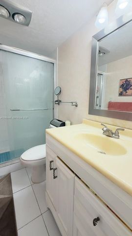 400 S Hollybrook Drive 305, Pembroke Pines, FL 33025