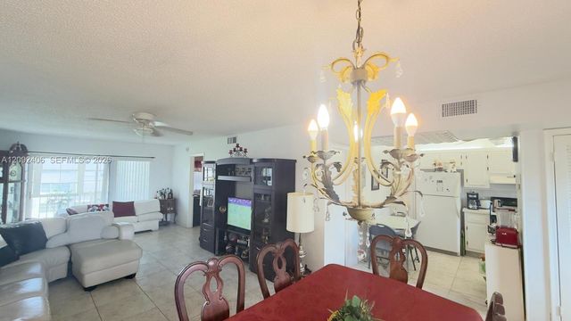 400 S Hollybrook Drive 305, Pembroke Pines, FL 33025