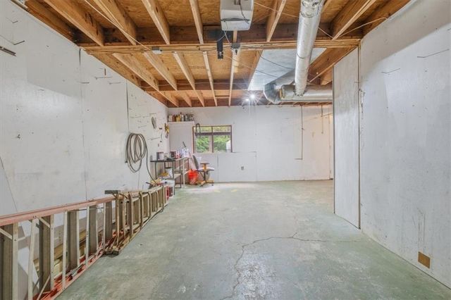 40 Hickory Lane, Dallas, GA 30132