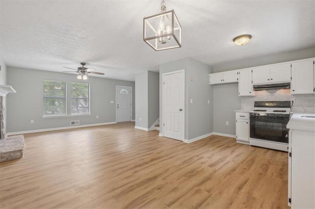 40 Hickory Lane, Dallas, GA 30132