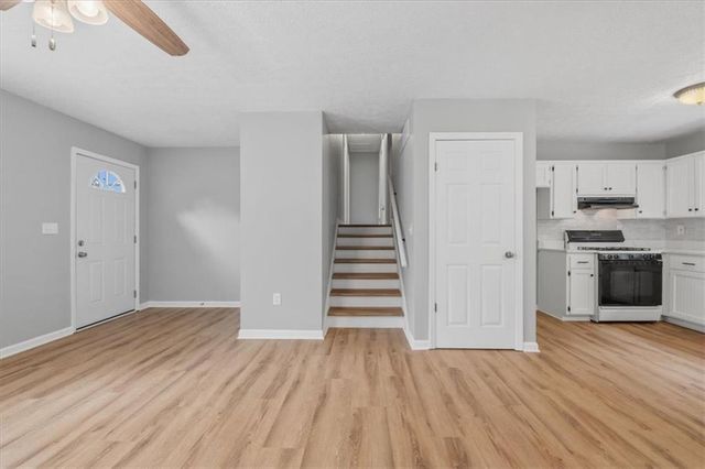 40 Hickory Lane, Dallas, GA 30132
