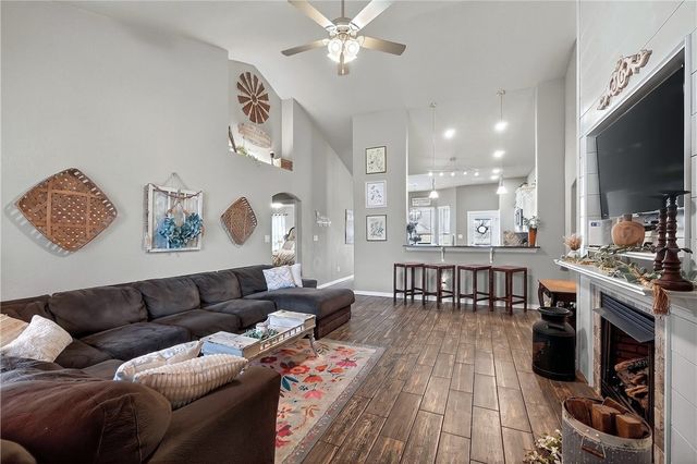 1603 Higgins Street, Pea Ridge, AR 72751