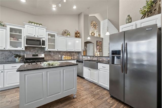 1603 Higgins Street, Pea Ridge, AR 72751