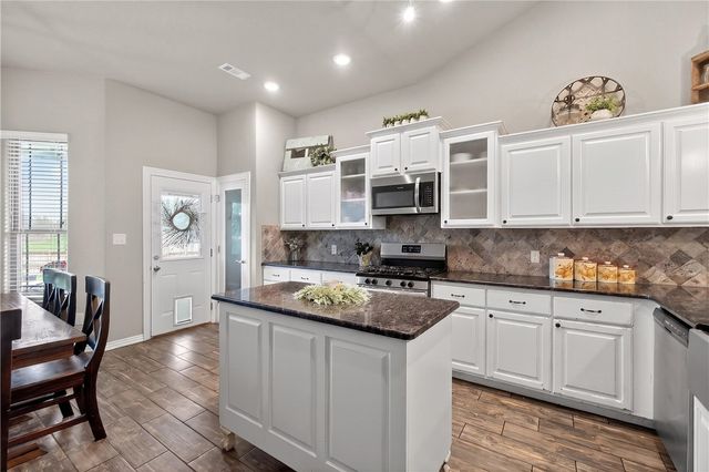 1603 Higgins Street, Pea Ridge, AR 72751