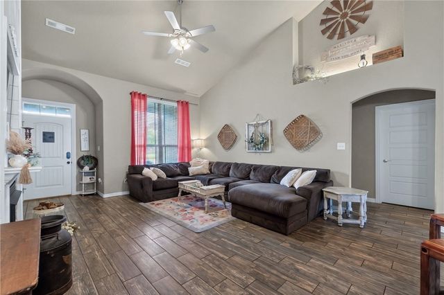 1603 Higgins Street, Pea Ridge, AR 72751