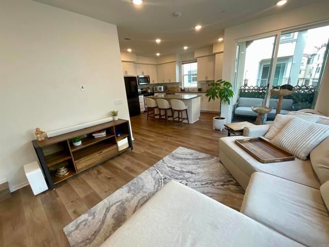 419 Atlas, Escondido, CA 92025