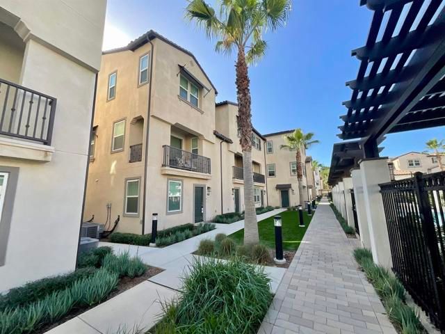 419 Atlas, Escondido, CA 92025