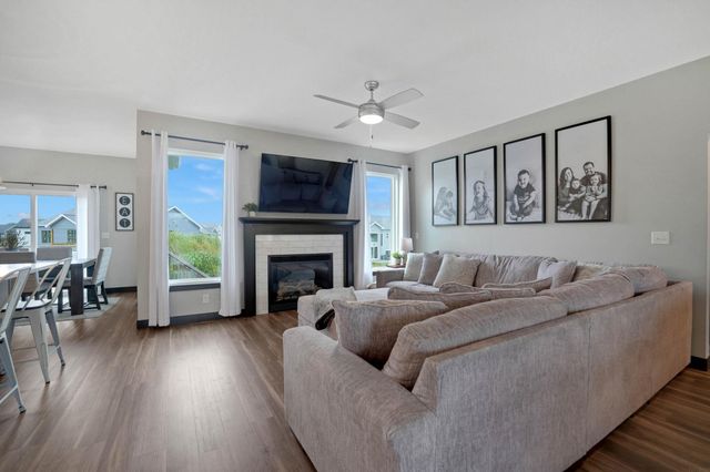 1464 Audubon Drive, Waterloo, IA 50701