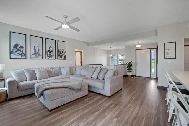 1464 Audubon Drive, Waterloo, IA 50701