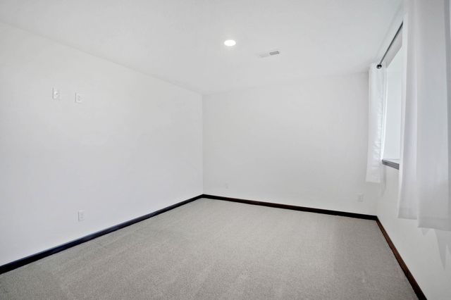 1464 Audubon Drive, Waterloo, IA 50701