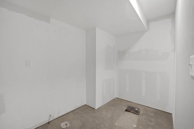 1464 Audubon Drive, Waterloo, IA 50701