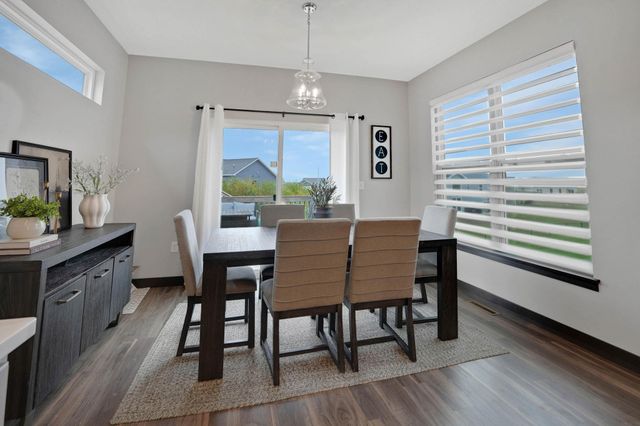 1464 Audubon Drive, Waterloo, IA 50701