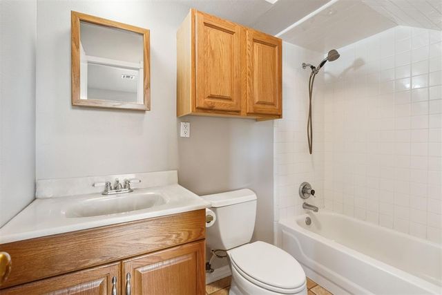 4609 NE Trails End Street, Piedmont, OK 73078