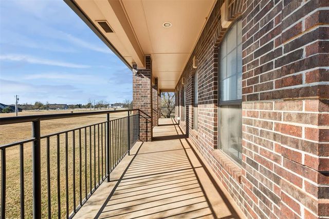 4609 NE Trails End Street, Piedmont, OK 73078