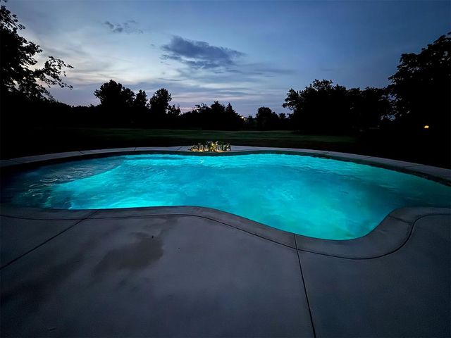 4609 NE Trails End Street, Piedmont, OK 73078