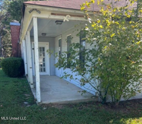 4145 Old Jackson Road, Terry, MS 39170