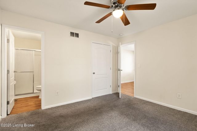 6504 Jennifer Valley Way, Louisville, KY 40258