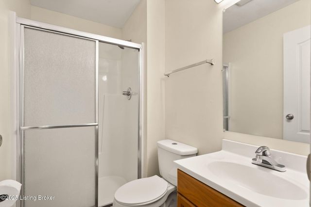 6504 Jennifer Valley Way, Louisville, KY 40258