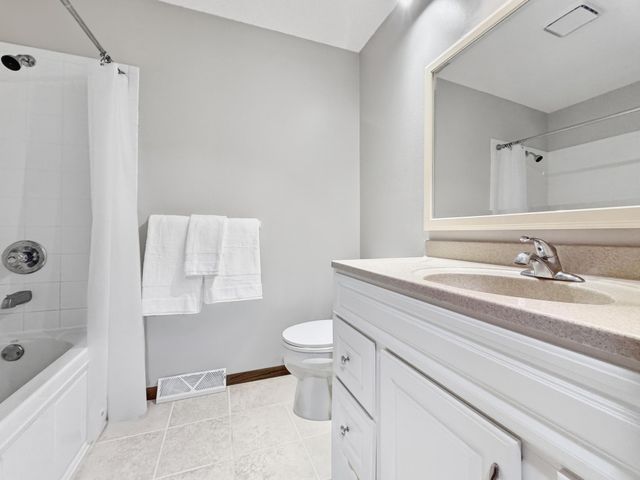 3403 12th Avenue, Anoka, MN 55303