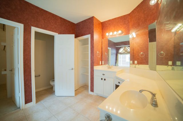 15105 Regal Oak Lane, Frisco, TX 75035