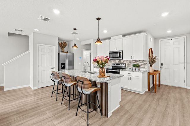 2582 SWEET VIBURNUM WAY, Ocoee, FL 34761