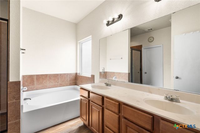 8004 Redbrush, Temple, TX 76502
