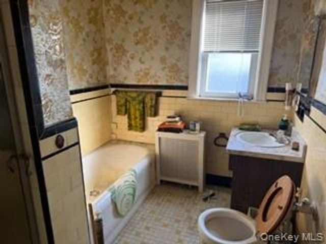 6333 83rd Street, Middle Village, NY 11379