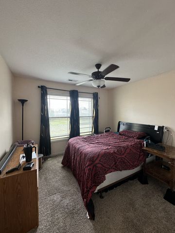 131 Irish Oaks Dr, Portland, TN 37148