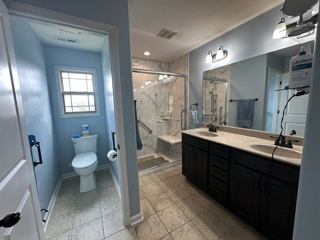 131 Irish Oaks Dr, Portland, TN 37148