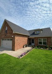 131 Irish Oaks Dr, Portland, TN 37148
